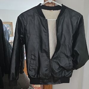 XS or JR med Faux Fur Lined Faux Black Leather Zip Coat Mint Condition